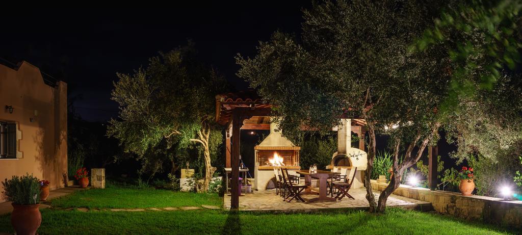 Villa Manoutsio Episkopi-Chania エクステリア 写真